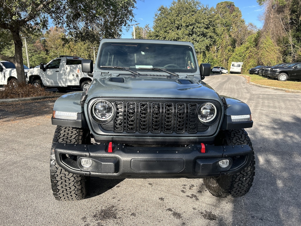 New 2025 Jeep Wrangler 4-DOOR RUBICON X Sport Utility