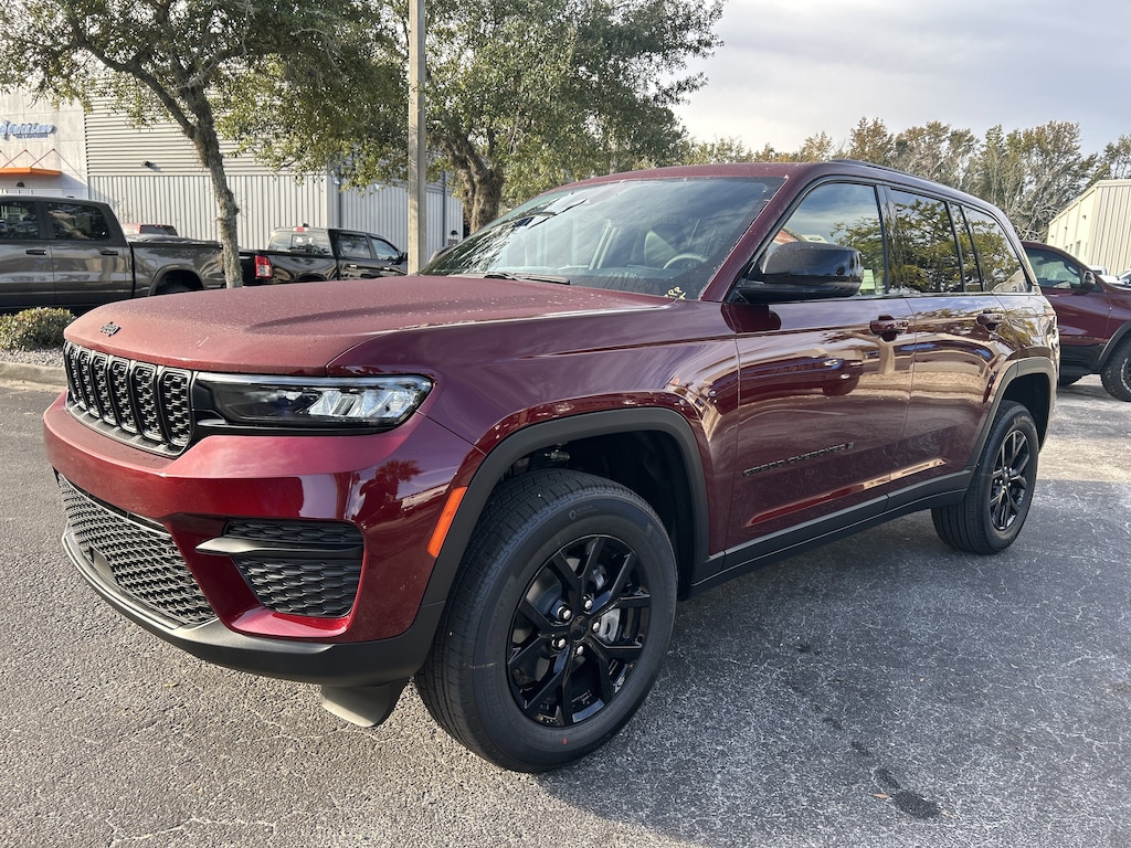 New 2025 Jeep Grand Cherokee ALTITUDE X 4X2 Sport Utility