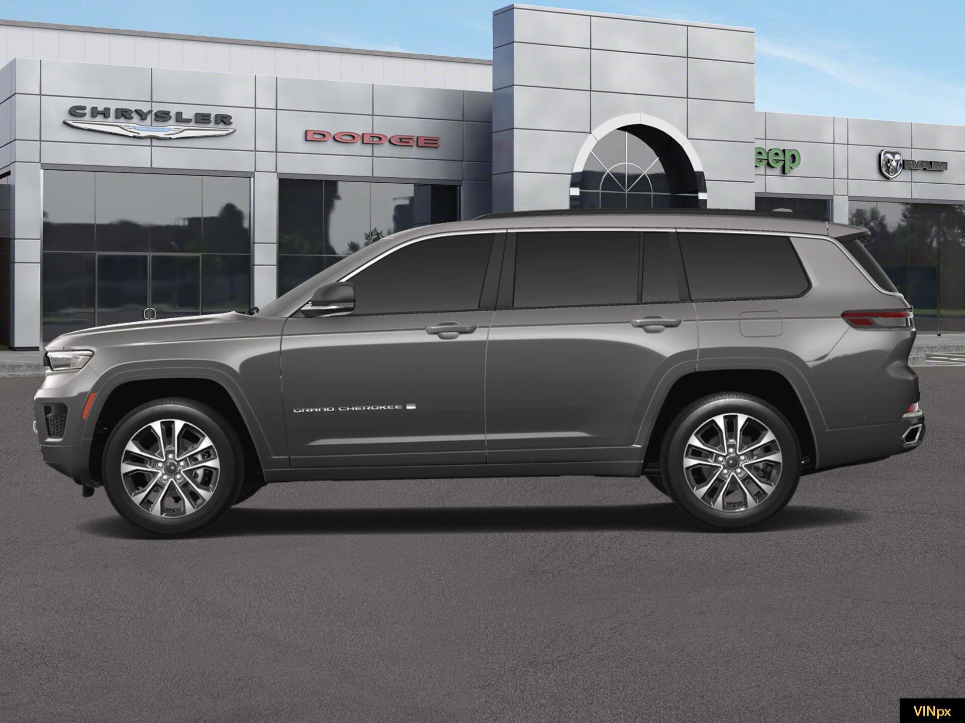 2025 Jeep Grand Cherokee Overland photo 2