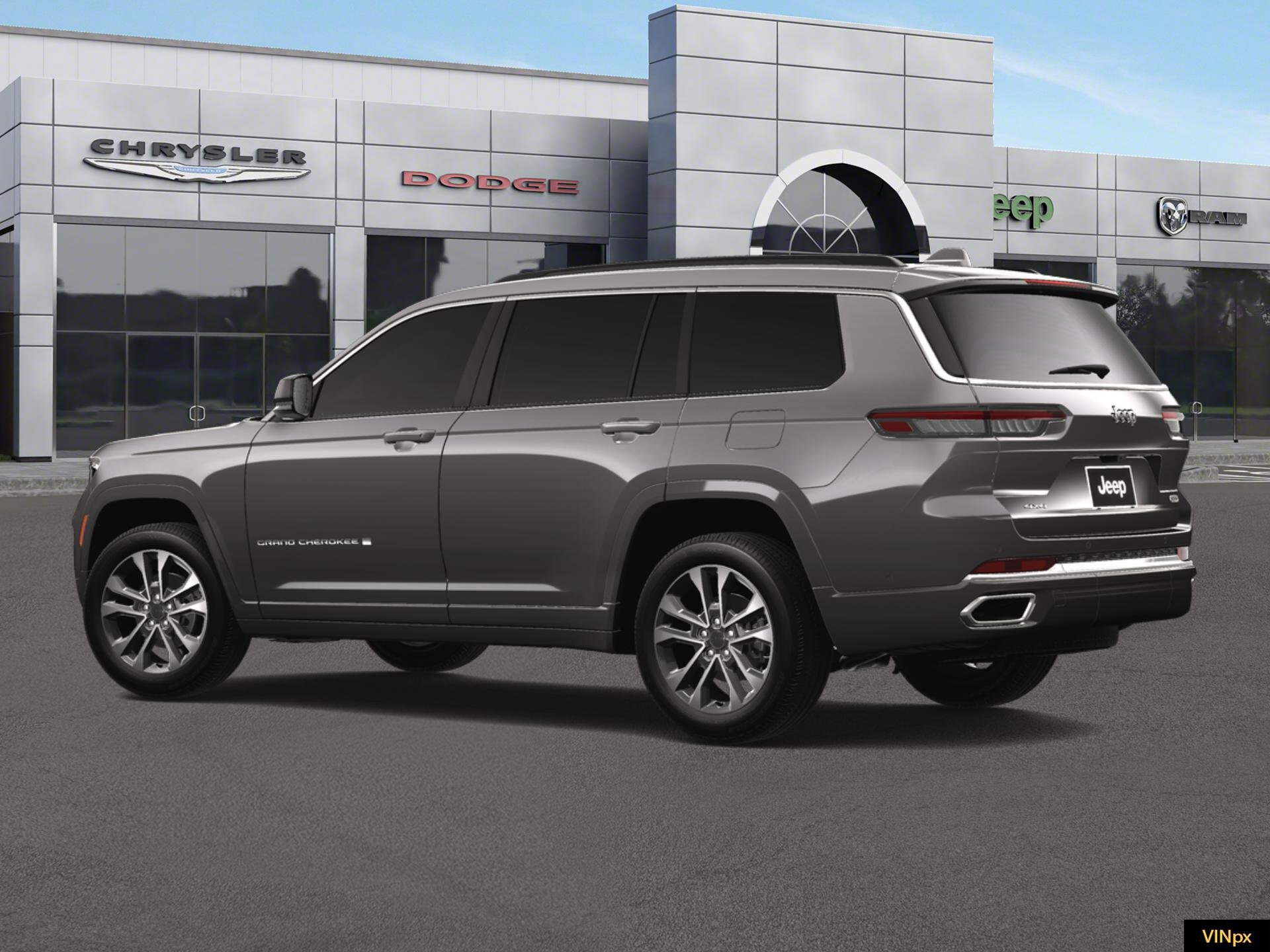 2025 Jeep Grand Cherokee Overland photo 3