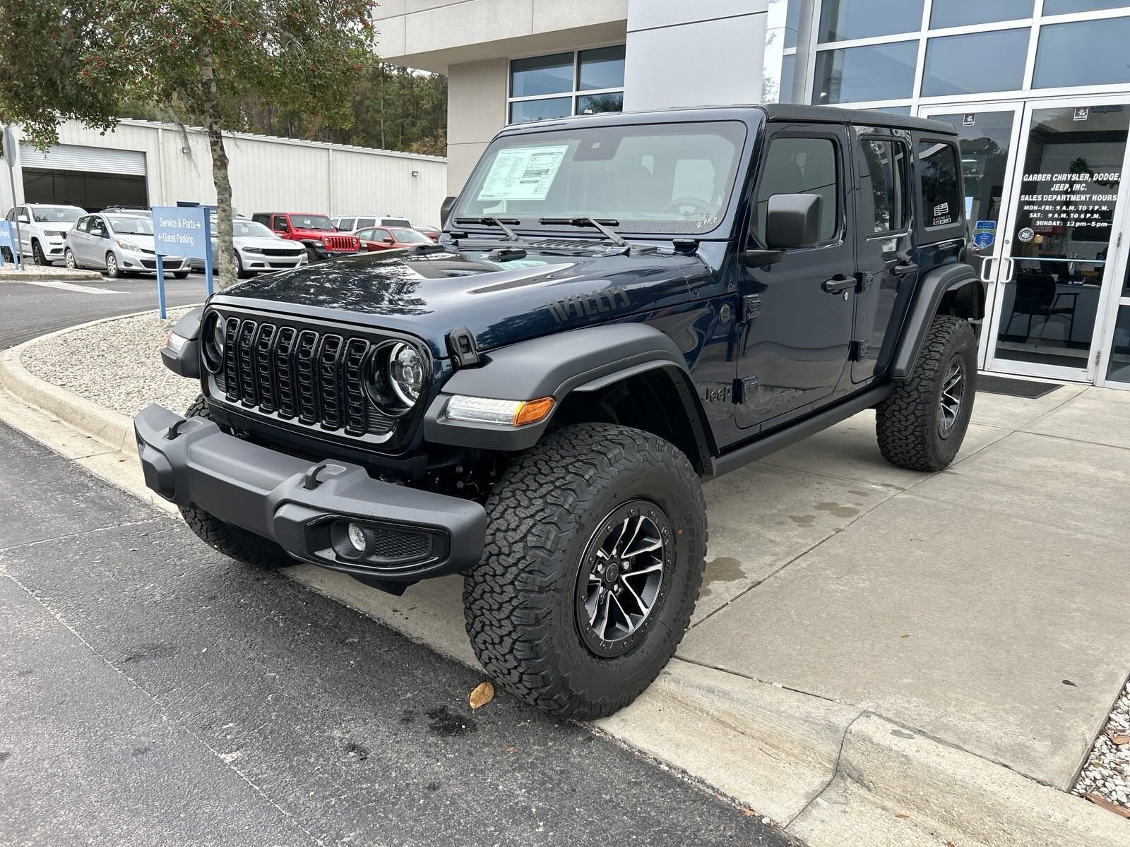 2025 Jeep Wrangler Willys photo 4