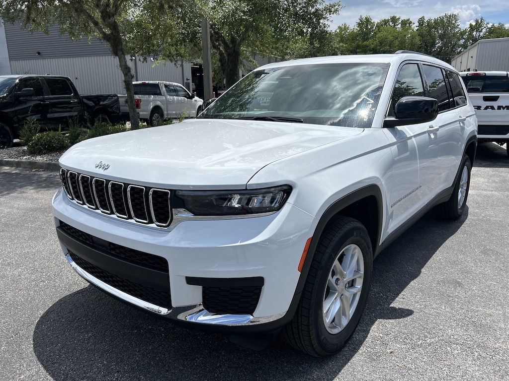 New 2026 Jeep Grand Cherokee L LAREDO X 4X2 Sport Utility