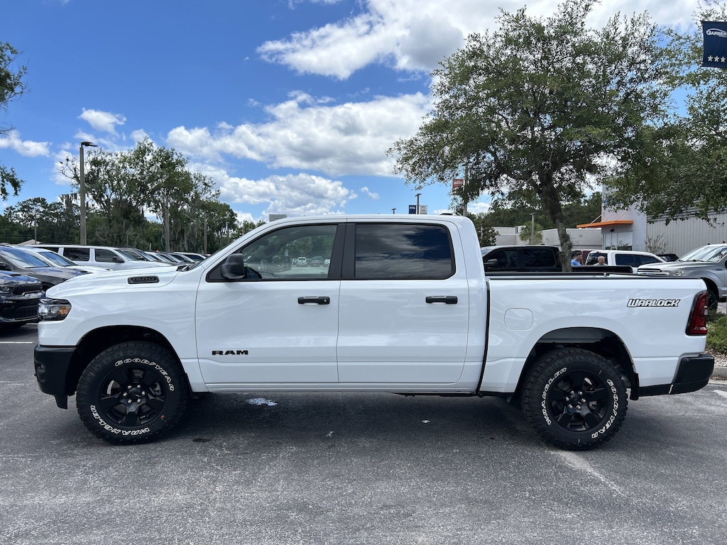 New 2026 Ram 1500 WARLOCK CREW CAB 4X4 5'7 BOX Pickup