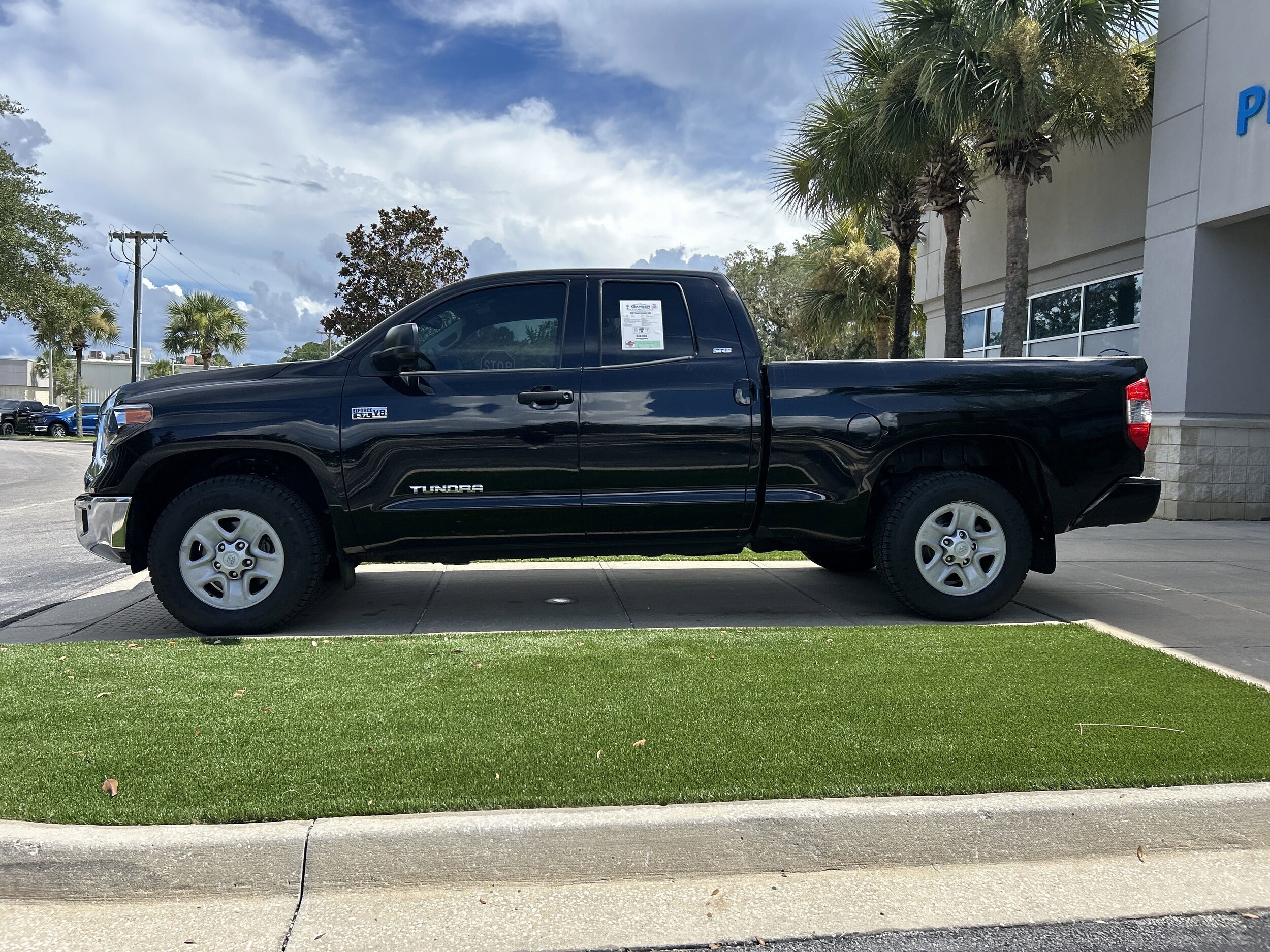 2021 Toyota Tundra SR5 Grade photo 3
