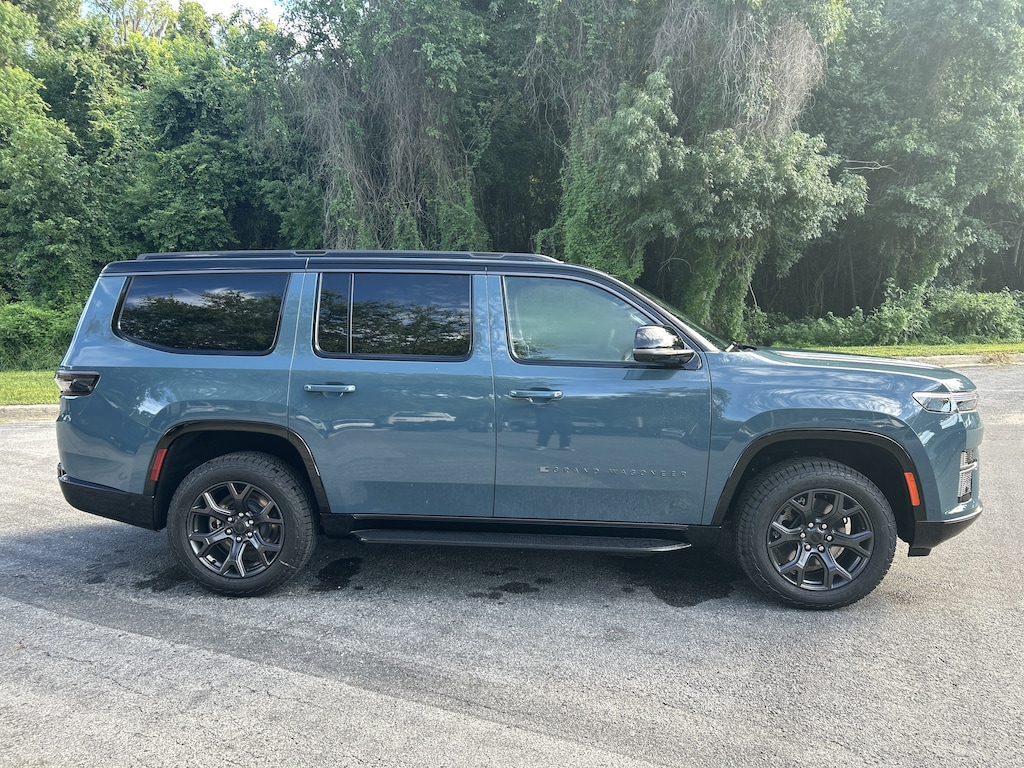 New 2026 Jeep Grand Wagoneer UPLAND 4X4 Sport Utility