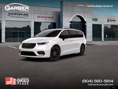 2026 Chrysler Pacifica SELECT Passenger Van