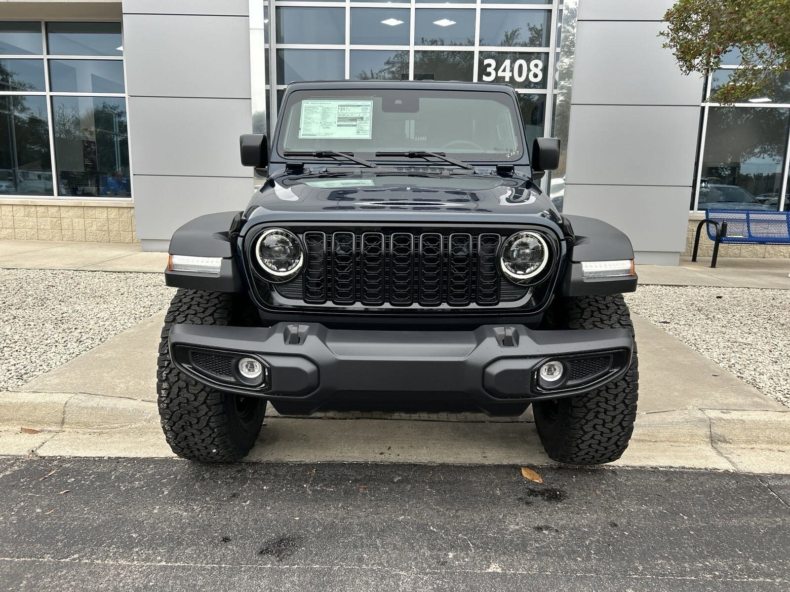 2025 Jeep Wrangler Willys photo 3