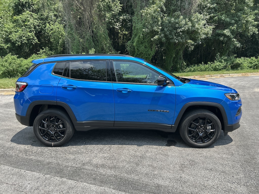 New 2026 Jeep Compass LATITUDE ALTITUDE 4X4 Sport Utility