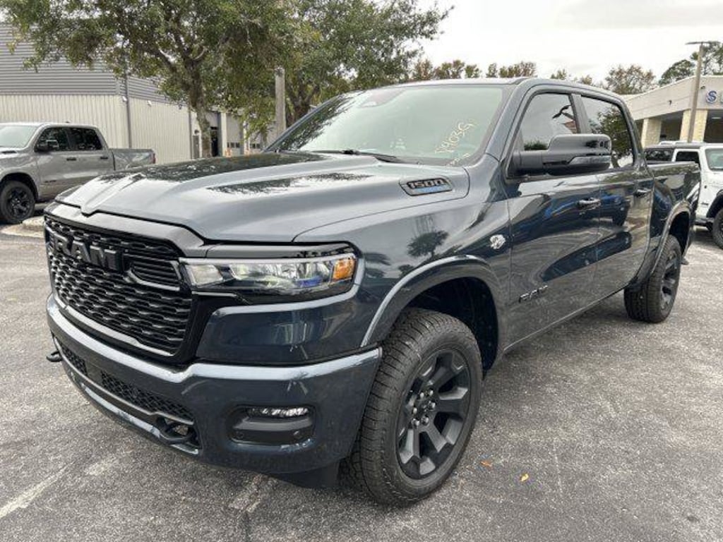 New 2026 Ram 1500 BIG HORN CREW CAB 4X4 5'7 BOX Pickup