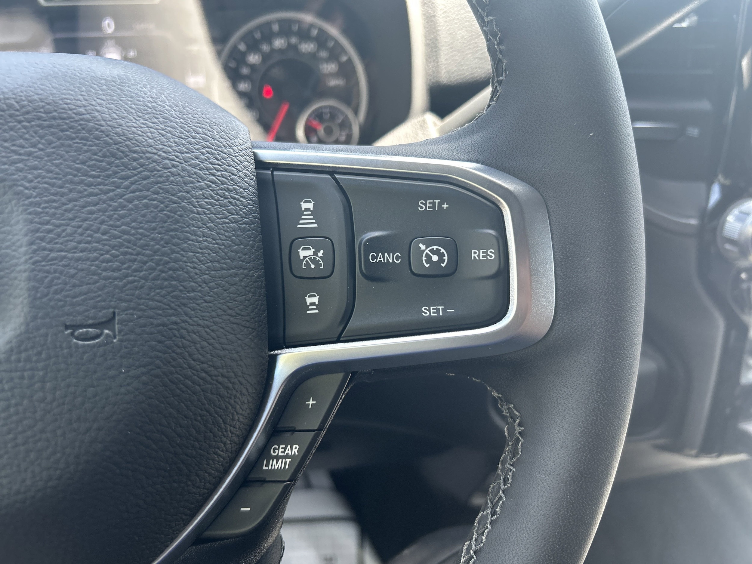 2025 RAM 2500 Tradesman - Photo 14