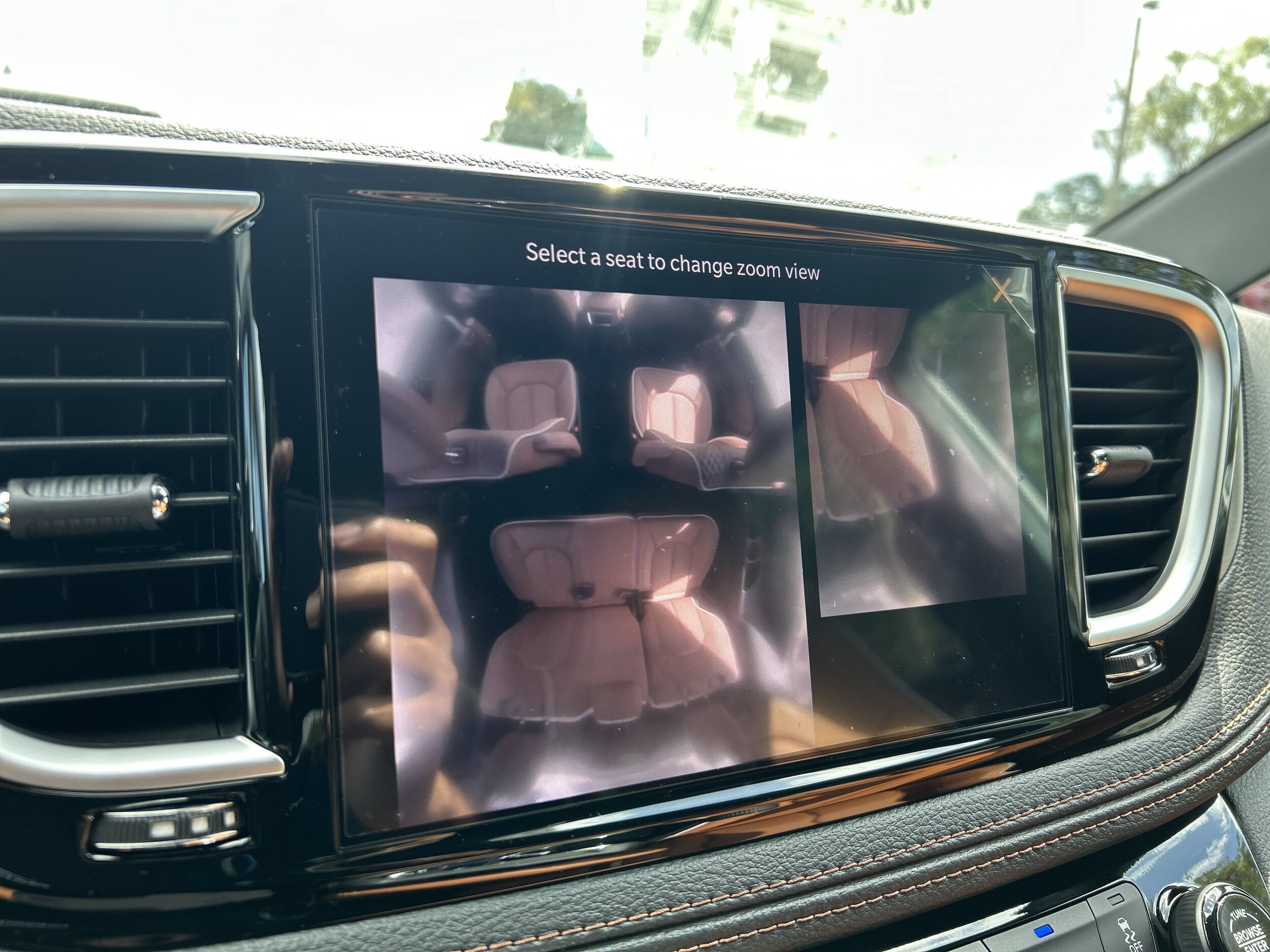 2026 Chrysler Pacifica Pinnacle - Photo 33