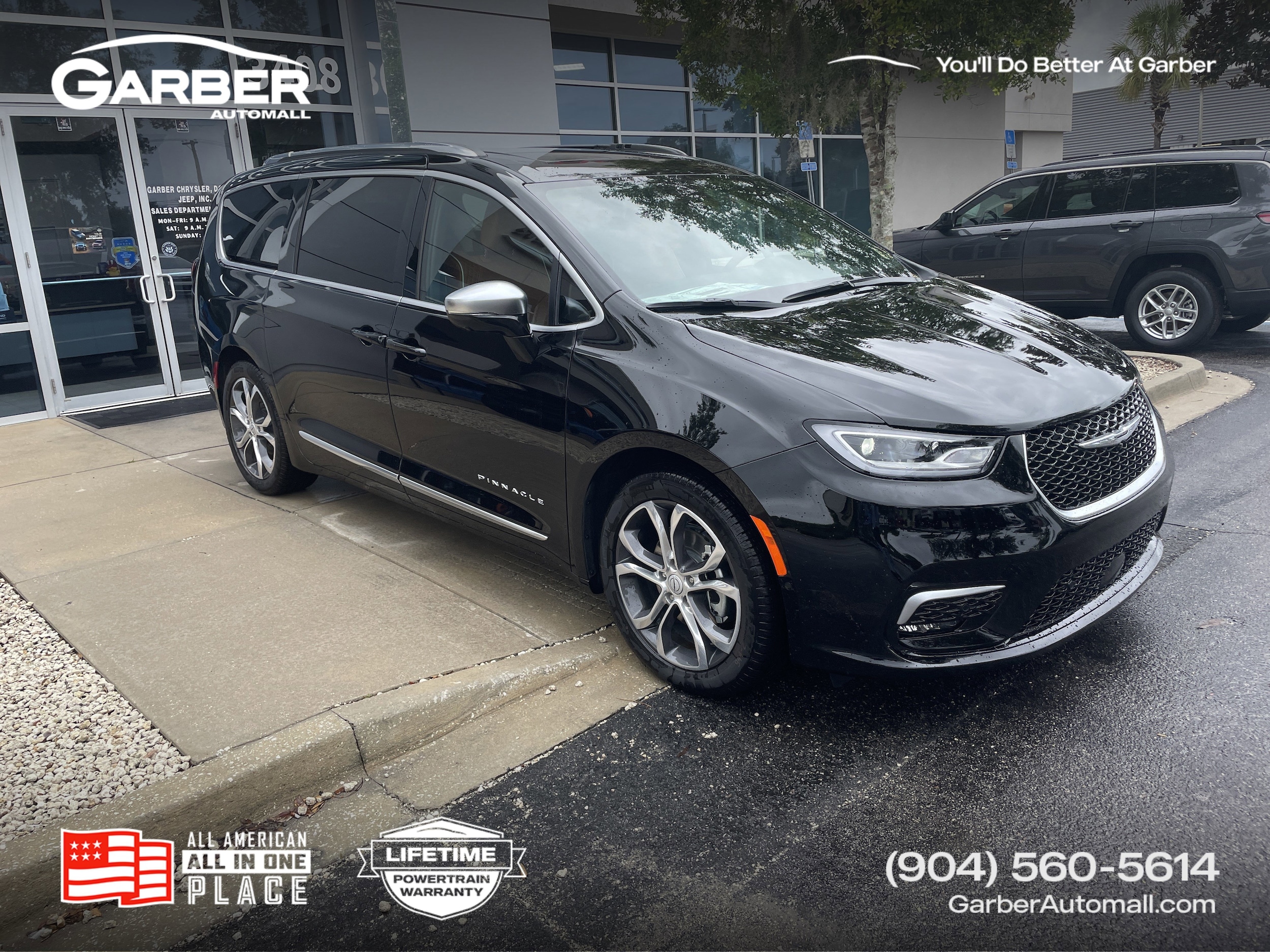 2026 Chrysler Pacifica Pinnacle's photo