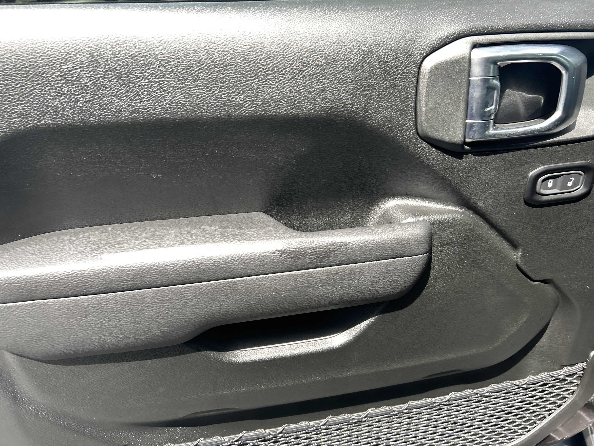 2025 Jeep Wrangler 4-Door Sport - Photo 17