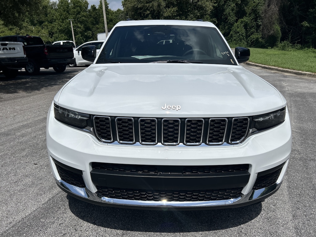 New 2026 Jeep Grand Cherokee L LAREDO X 4X2 Sport Utility