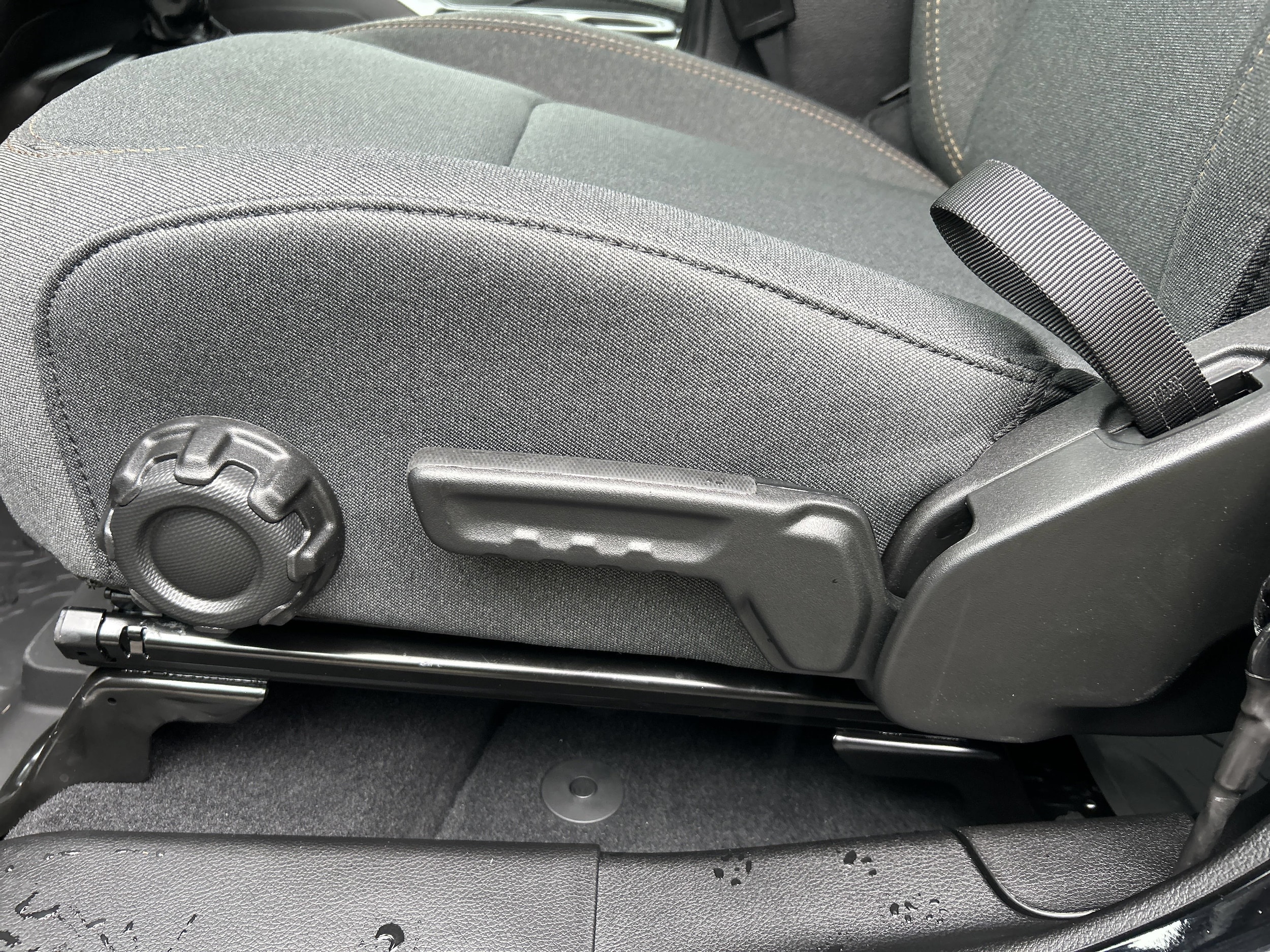 2026 Jeep Wrangler 4-Door Sport - Photo 15