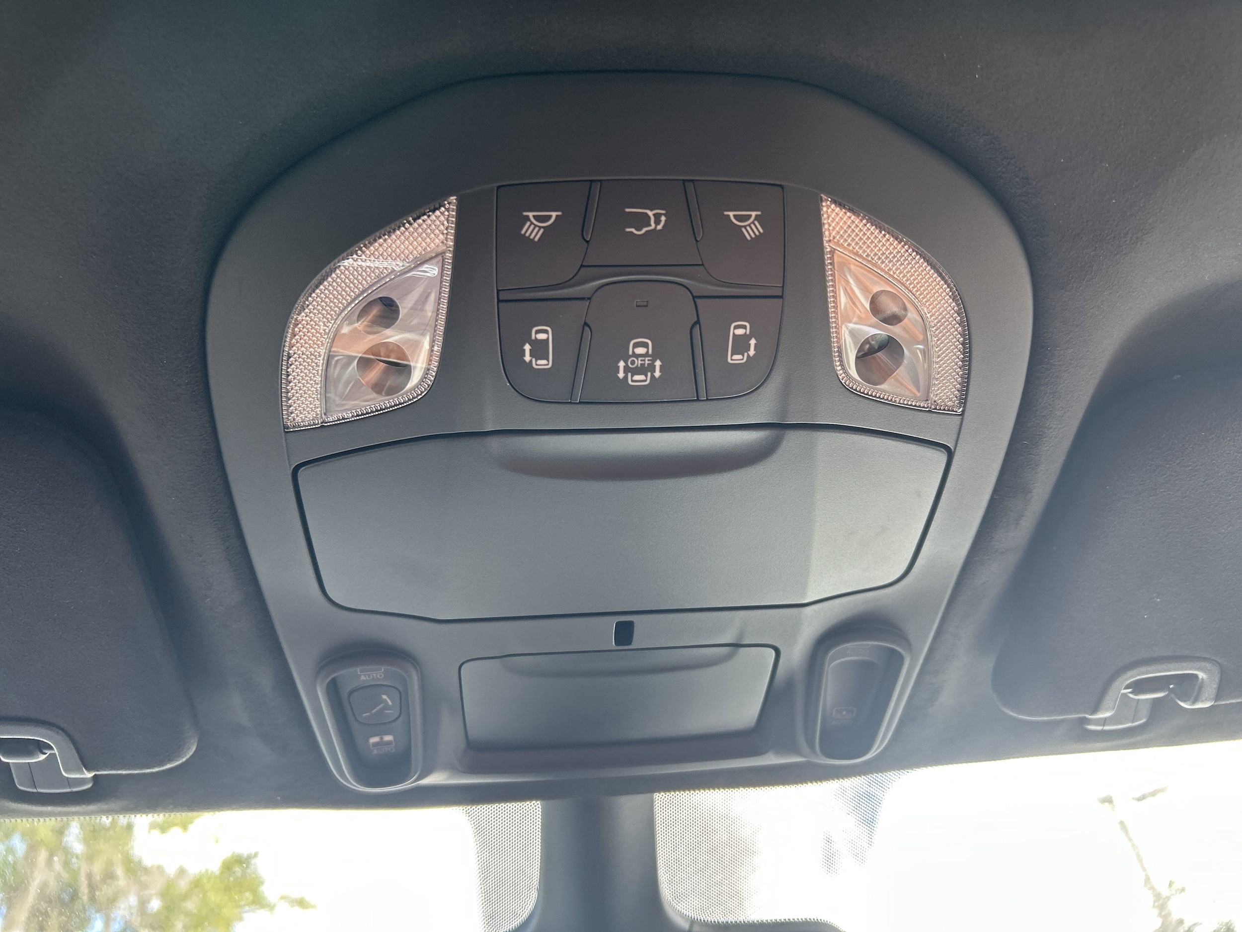 2026 Chrysler Pacifica Pinnacle - Photo 39