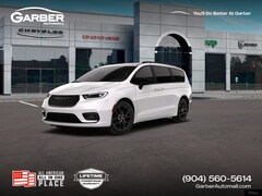2026 Chrysler Pacifica SELECT Passenger Van