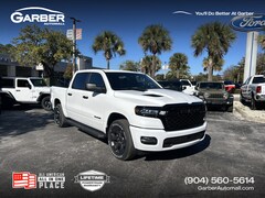 2026 Ram 1500 EXPRESS CREW CAB 4X4 5'7 BOX Pickup