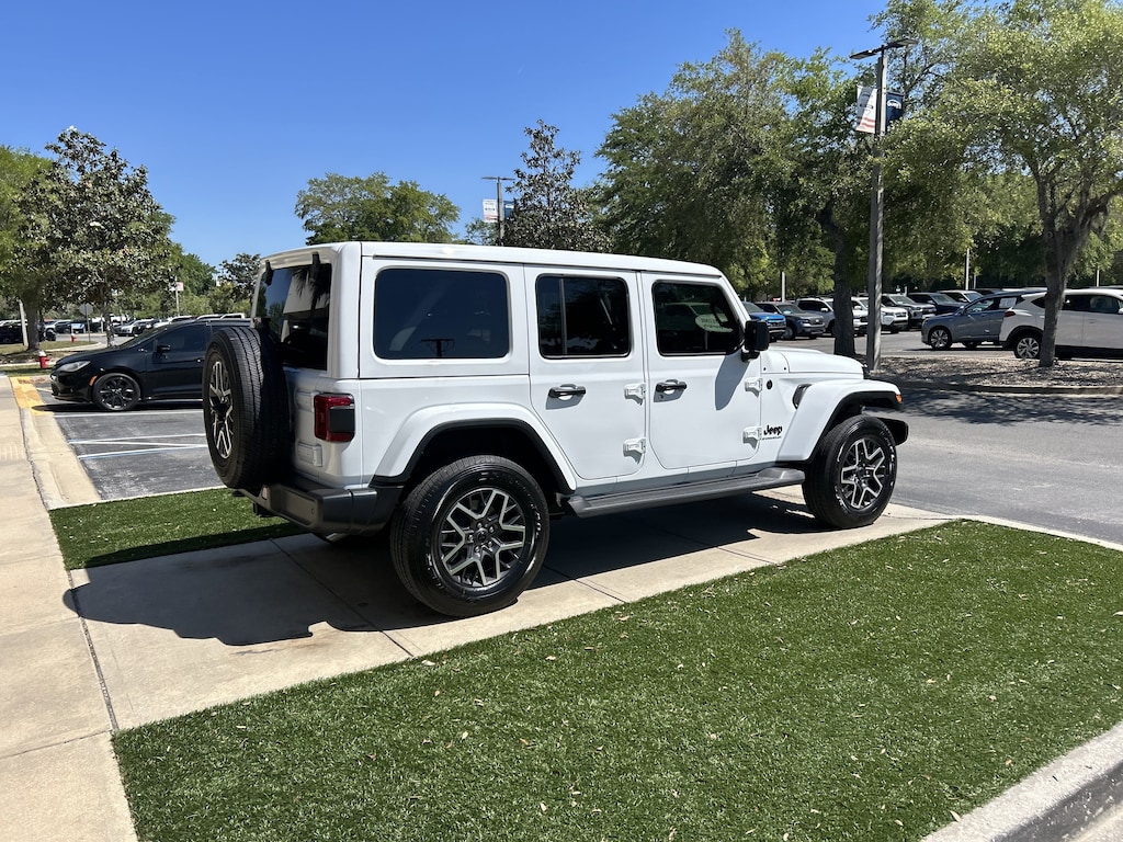 Used 2026 Jeep Wrangler Sahara SUV