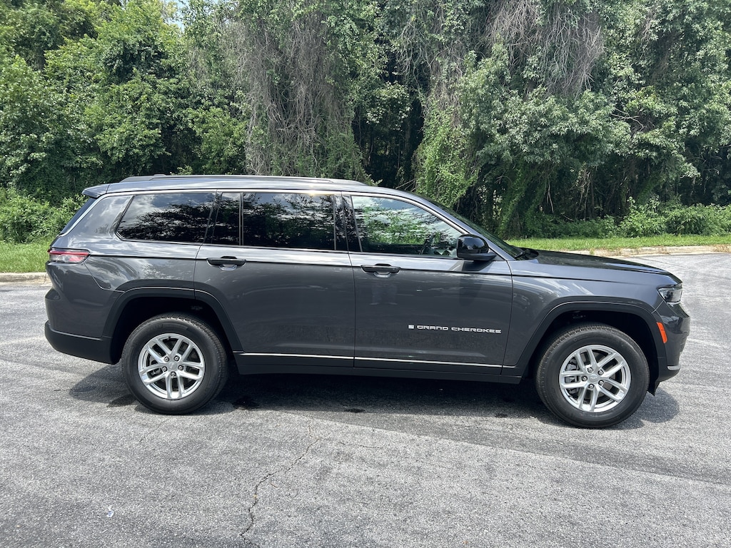 New 2026 Jeep Grand Cherokee L LAREDO 4X2 Sport Utility