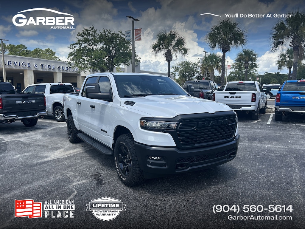 New 2025 Ram 1500 WARLOCK CREW CAB 4X4 5'7 BOX Pickup