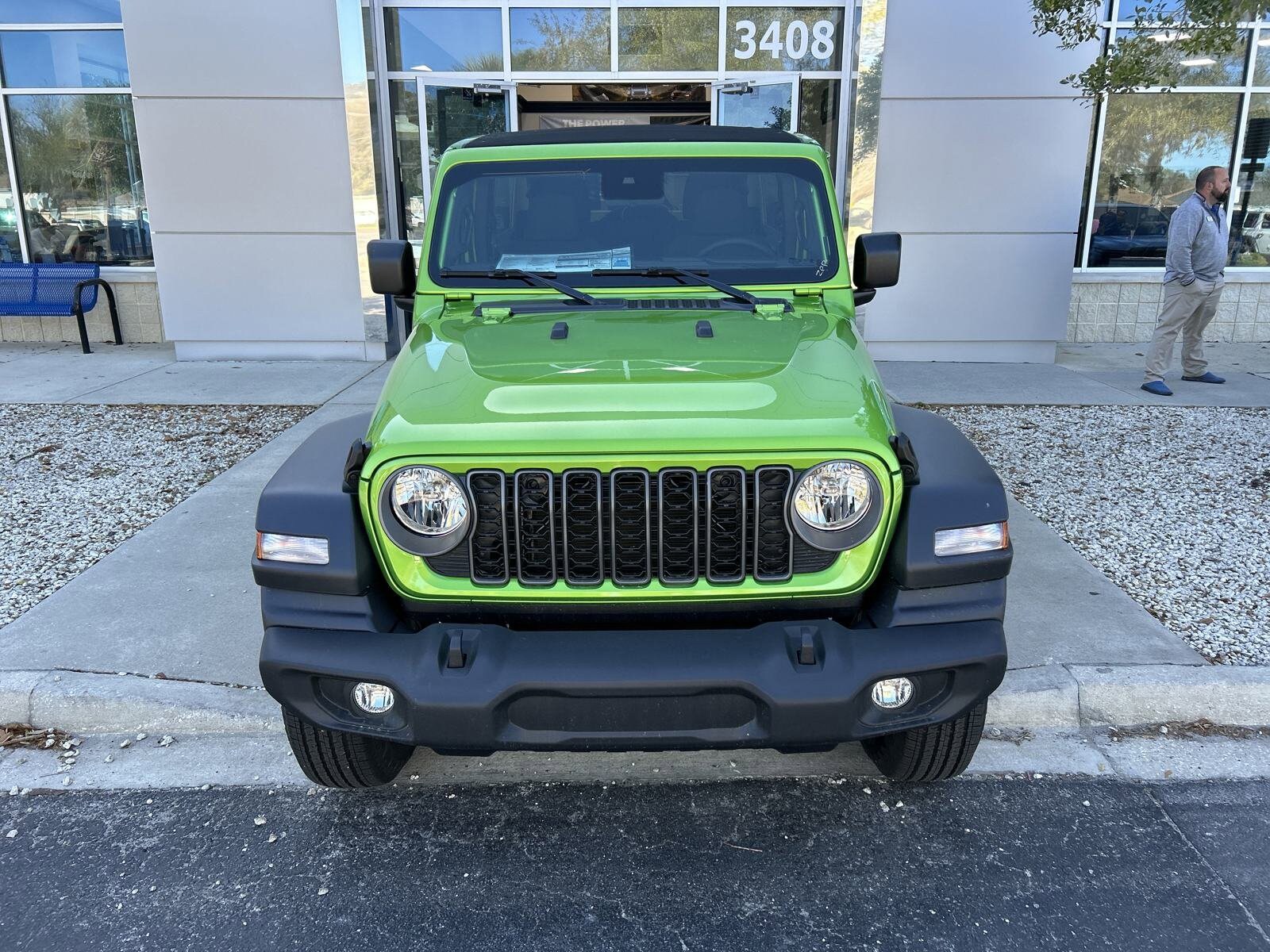 2025 Jeep Wrangler Sport S photo 4