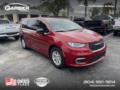 2026 Chrysler Pacifica SELECT Passenger Van