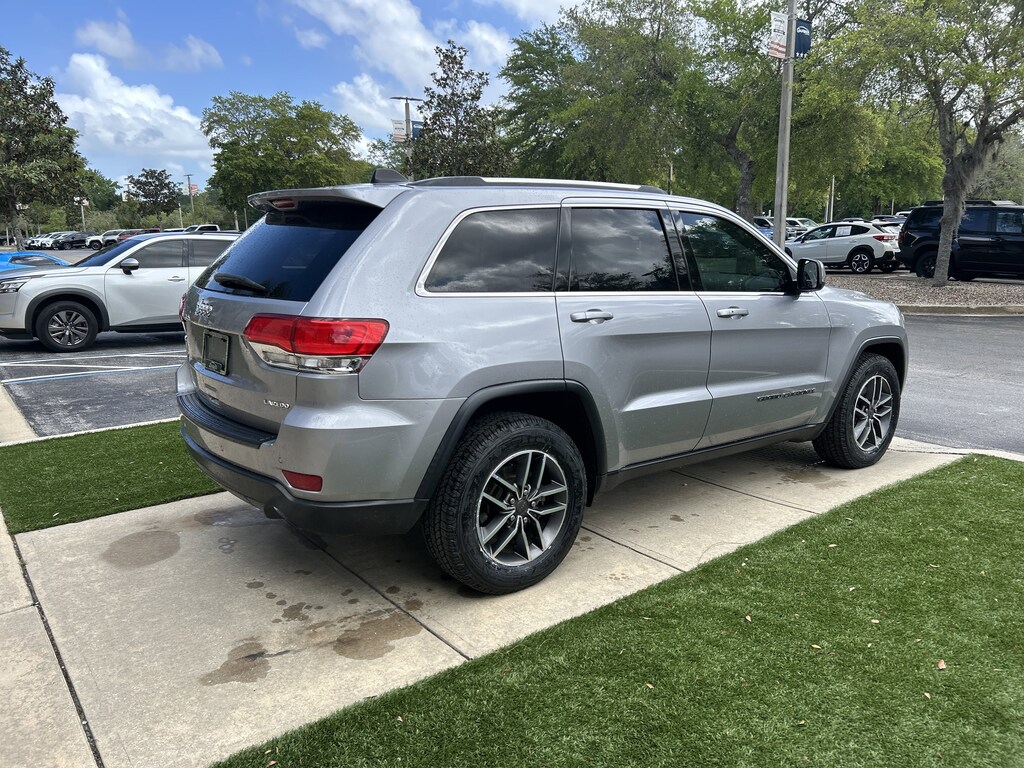 Used 2019 Jeep Grand Cherokee Laredo E SUV