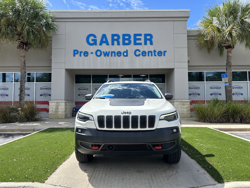 Used 2019 Jeep Cherokee Trailhawk SUV