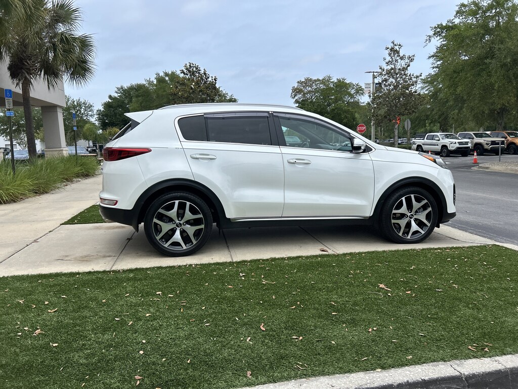 Used 2017 Kia Sportage SX SUV