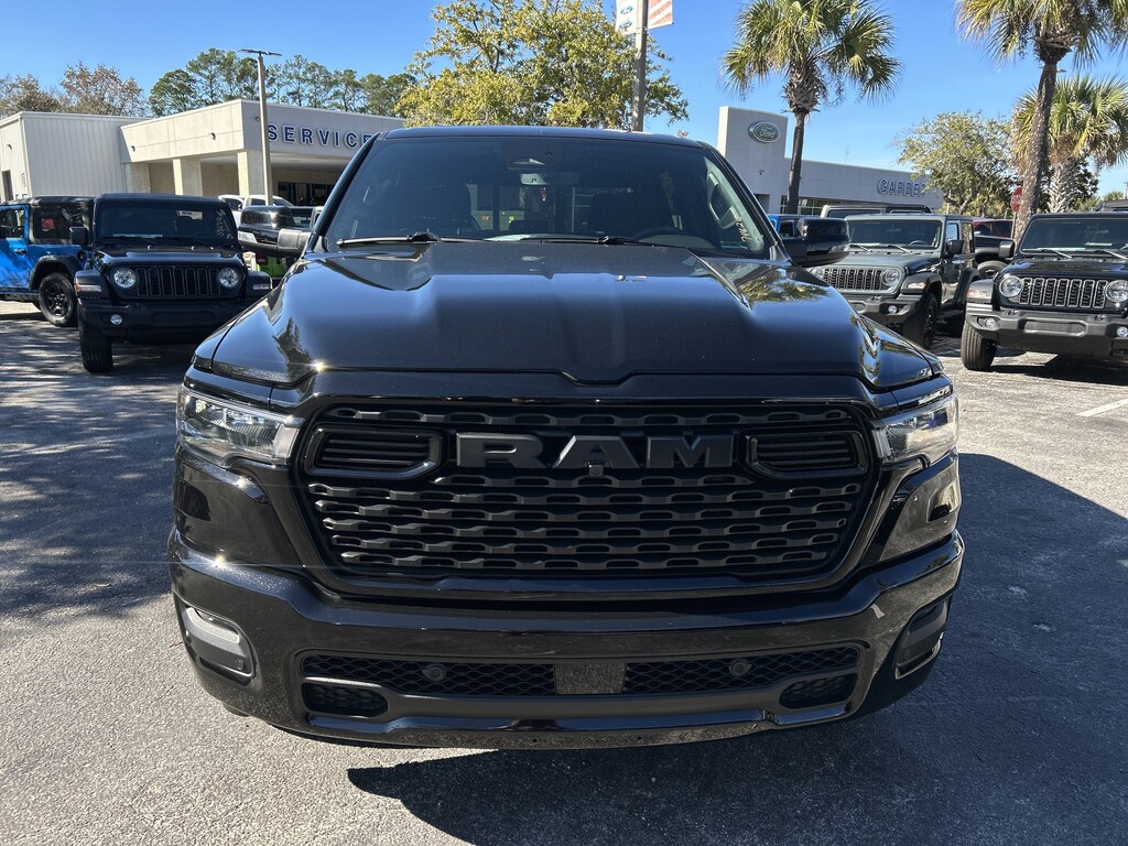 New 2026 Ram 1500 BIG HORN CREW CAB 4X4 5'7 BOX Pickup