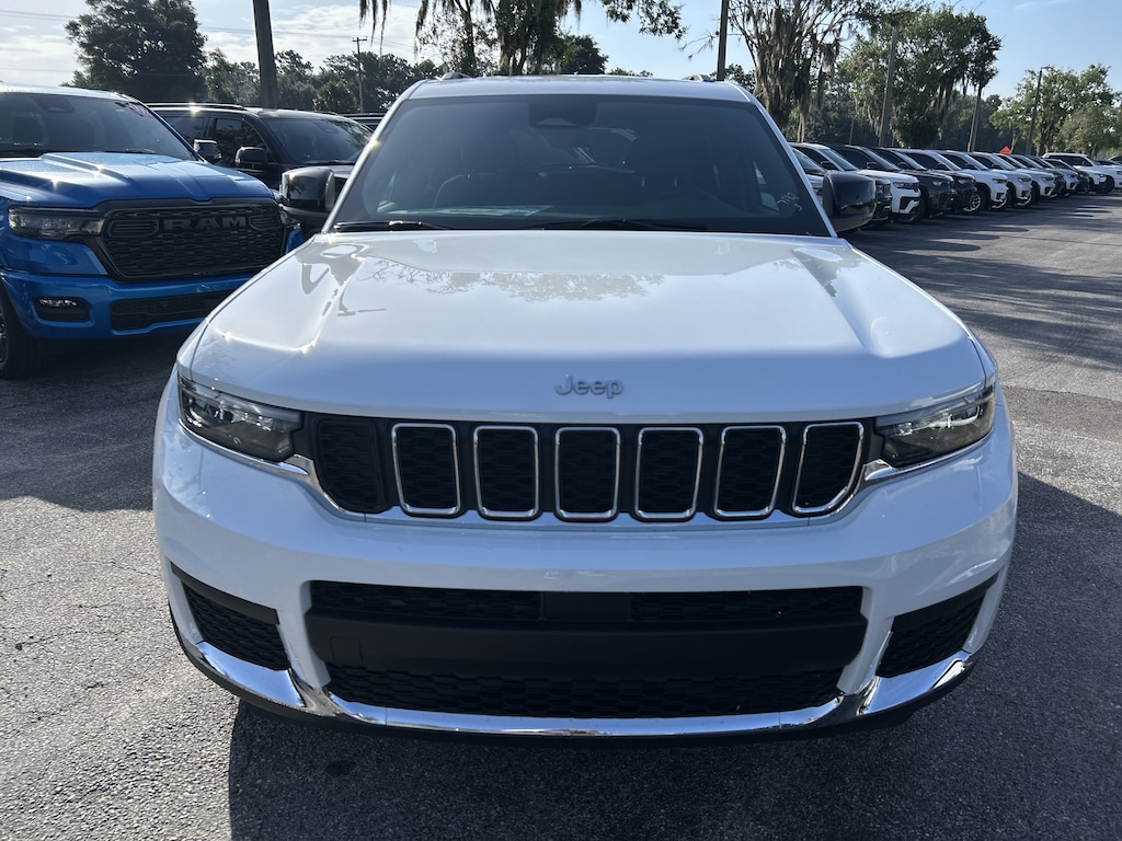 New 2026 Jeep Grand Cherokee L LAREDO 4X2 Sport Utility