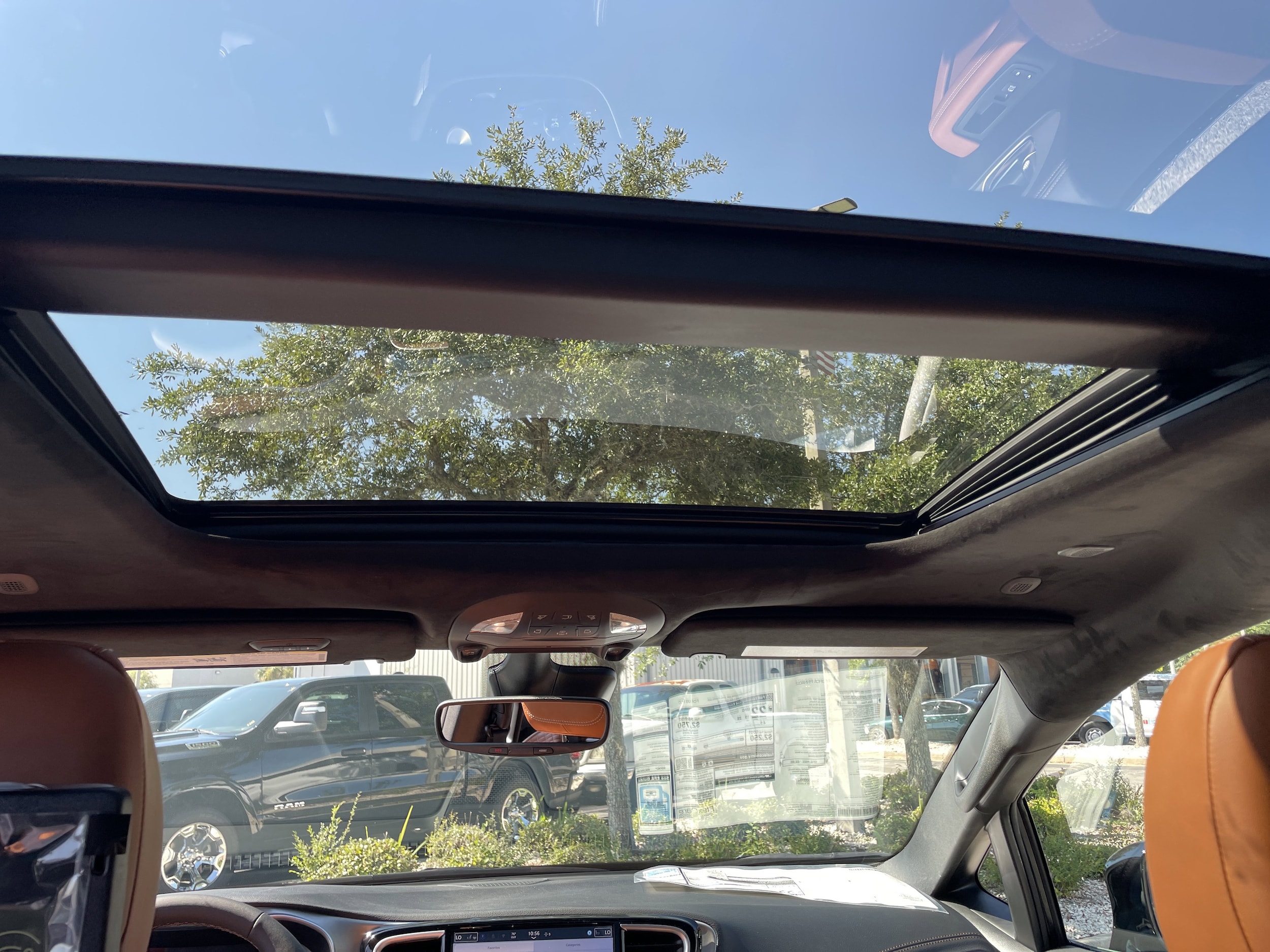 2026 Chrysler Pacifica Pinnacle - Photo 46