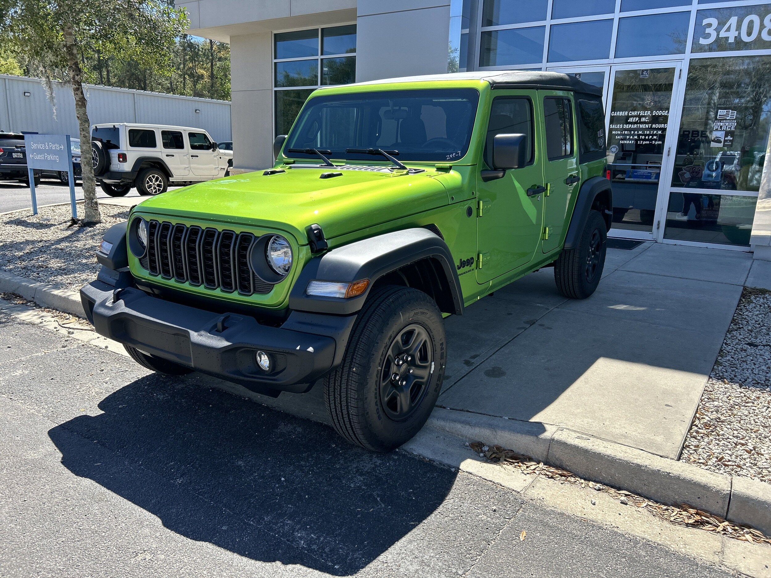 2025 Jeep Wrangler Sport photo 4