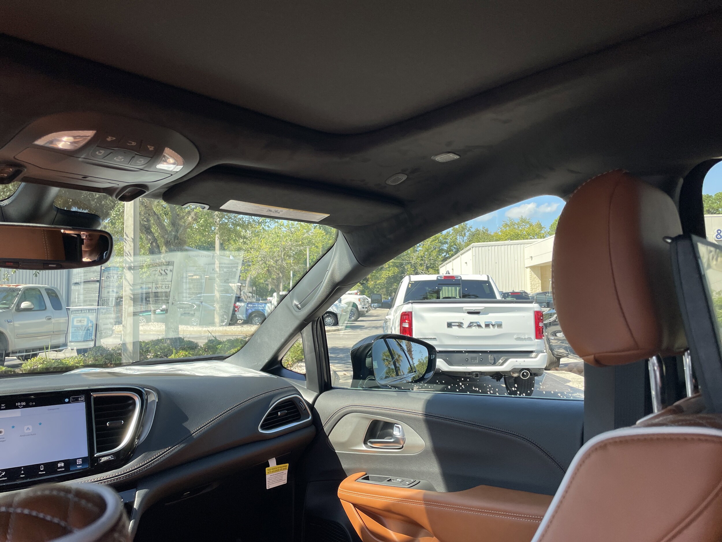 2026 Chrysler Pacifica Pinnacle - Photo 41