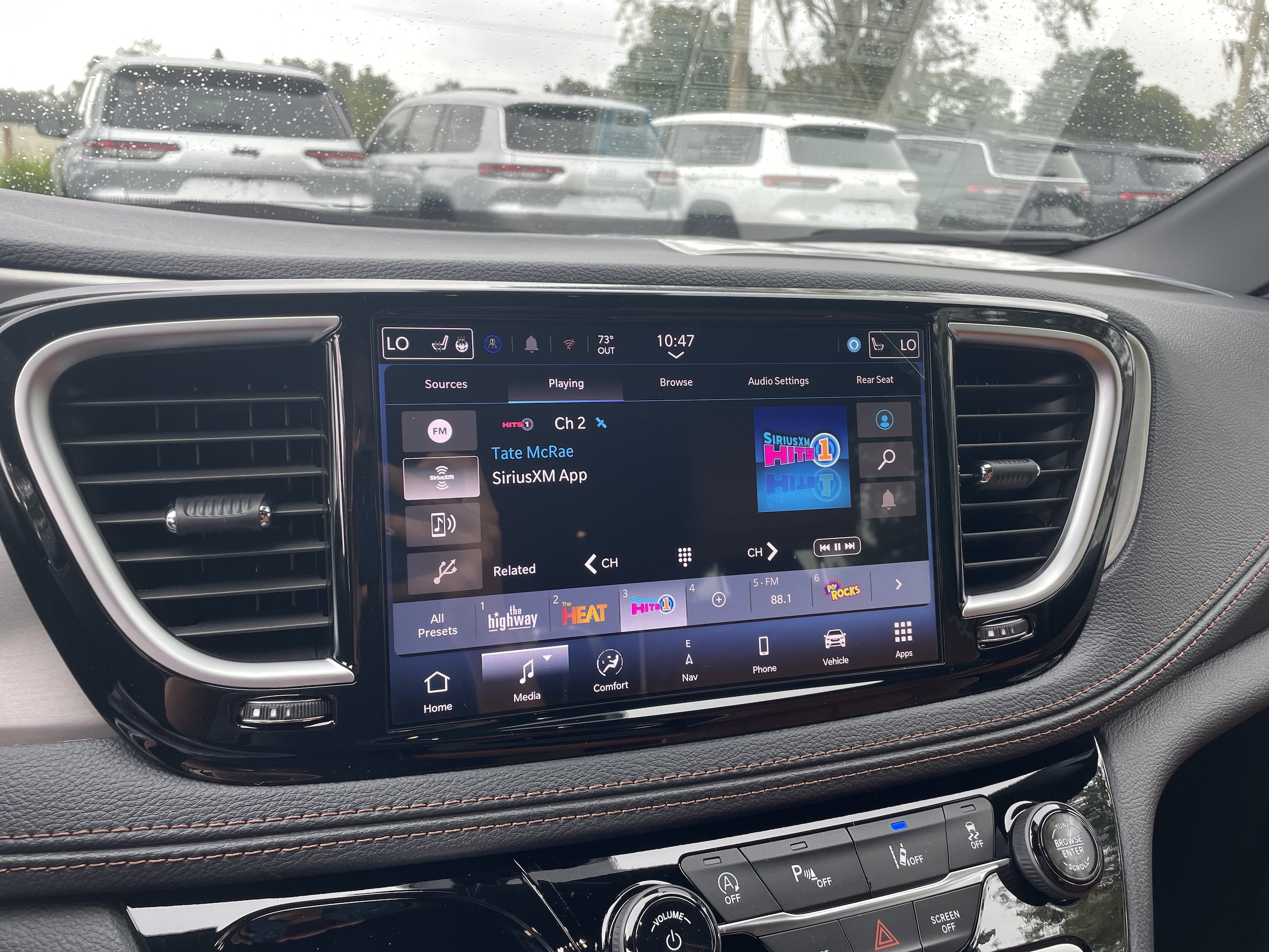 2026 Chrysler Pacifica Pinnacle - Photo 21