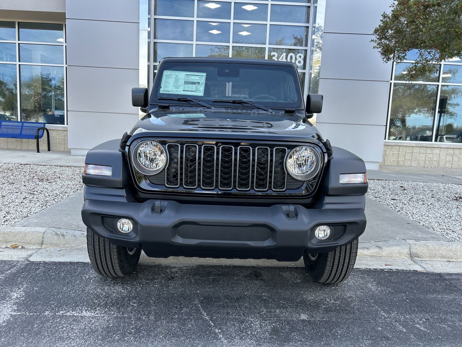 2025 Jeep Wrangler Sport S photo 4