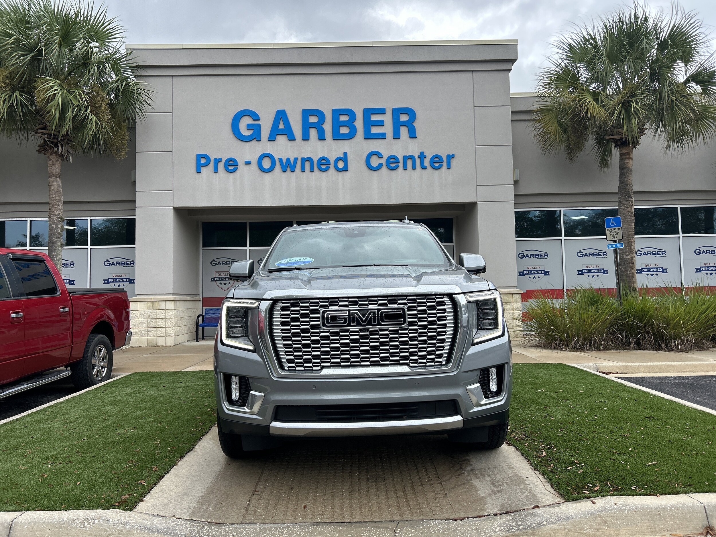 2024 Gmc Yukon XL Denali photo 3