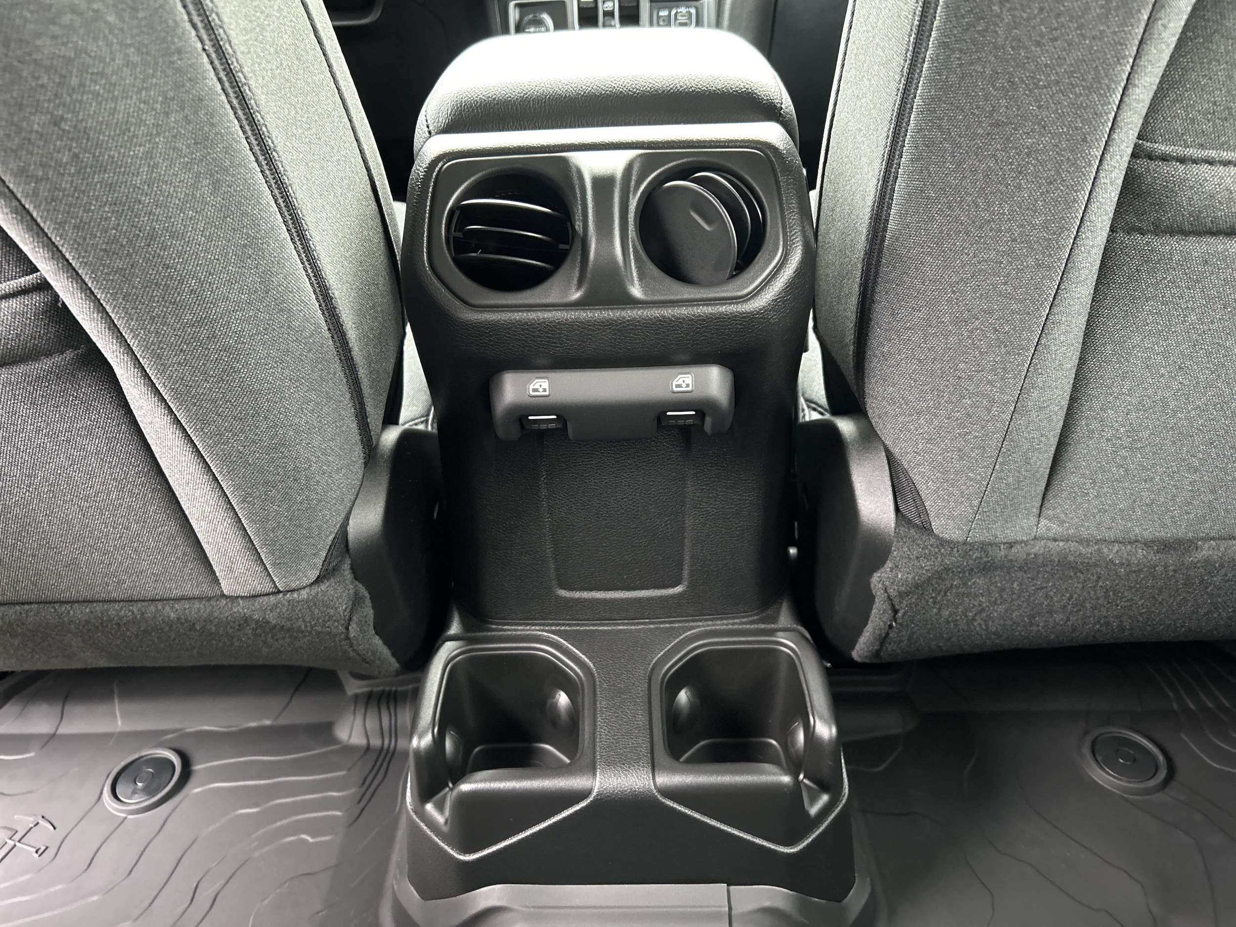 2026 Jeep Wrangler 4-Door Sport - Photo 33