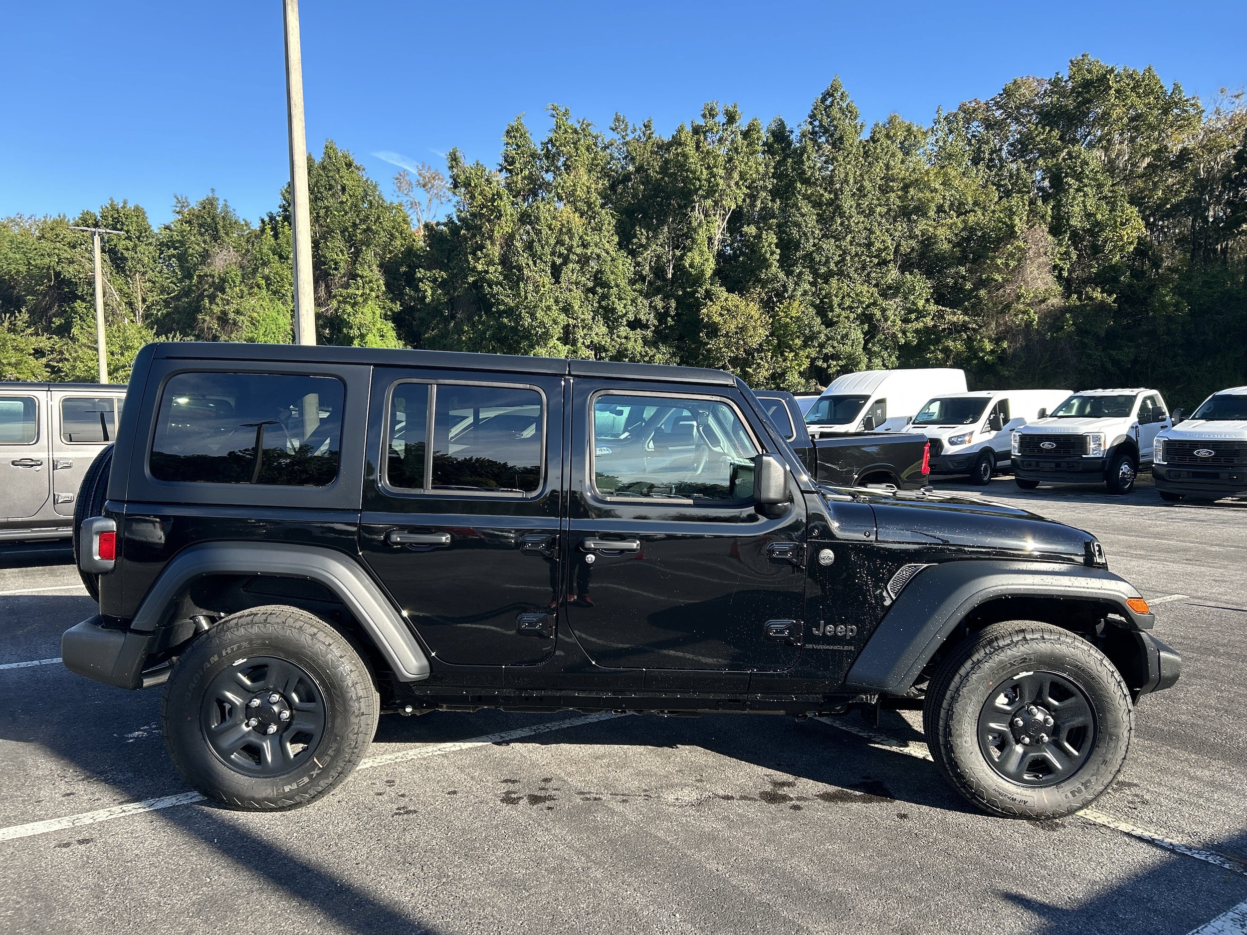 2026 Jeep Wrangler 4-Door Sport - Photo 4