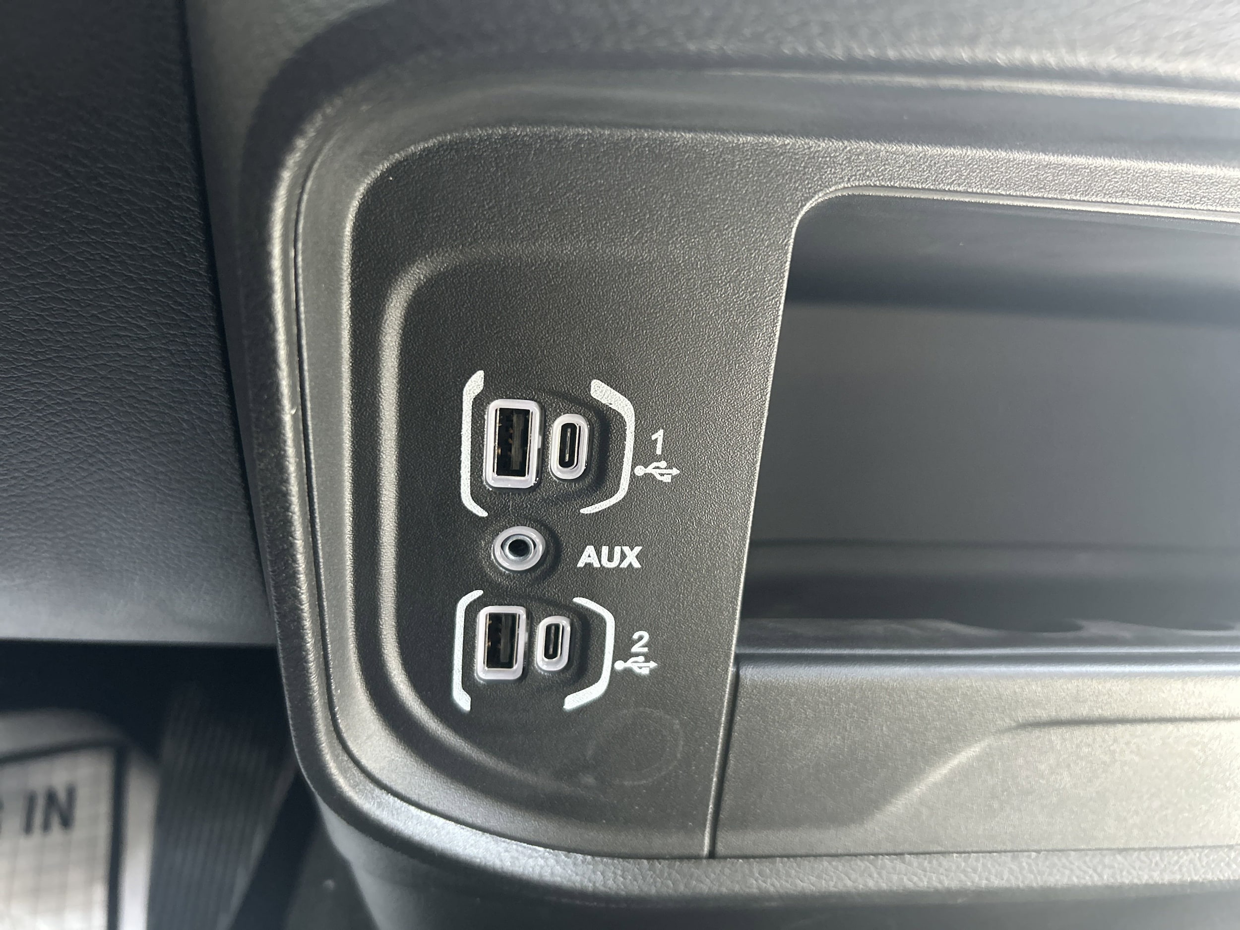2025 RAM 2500 Tradesman - Photo 16