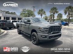 2026 Ram 2500 BLACK EXPRESS CREW CAB 4X4 6'4 BOX Pickup