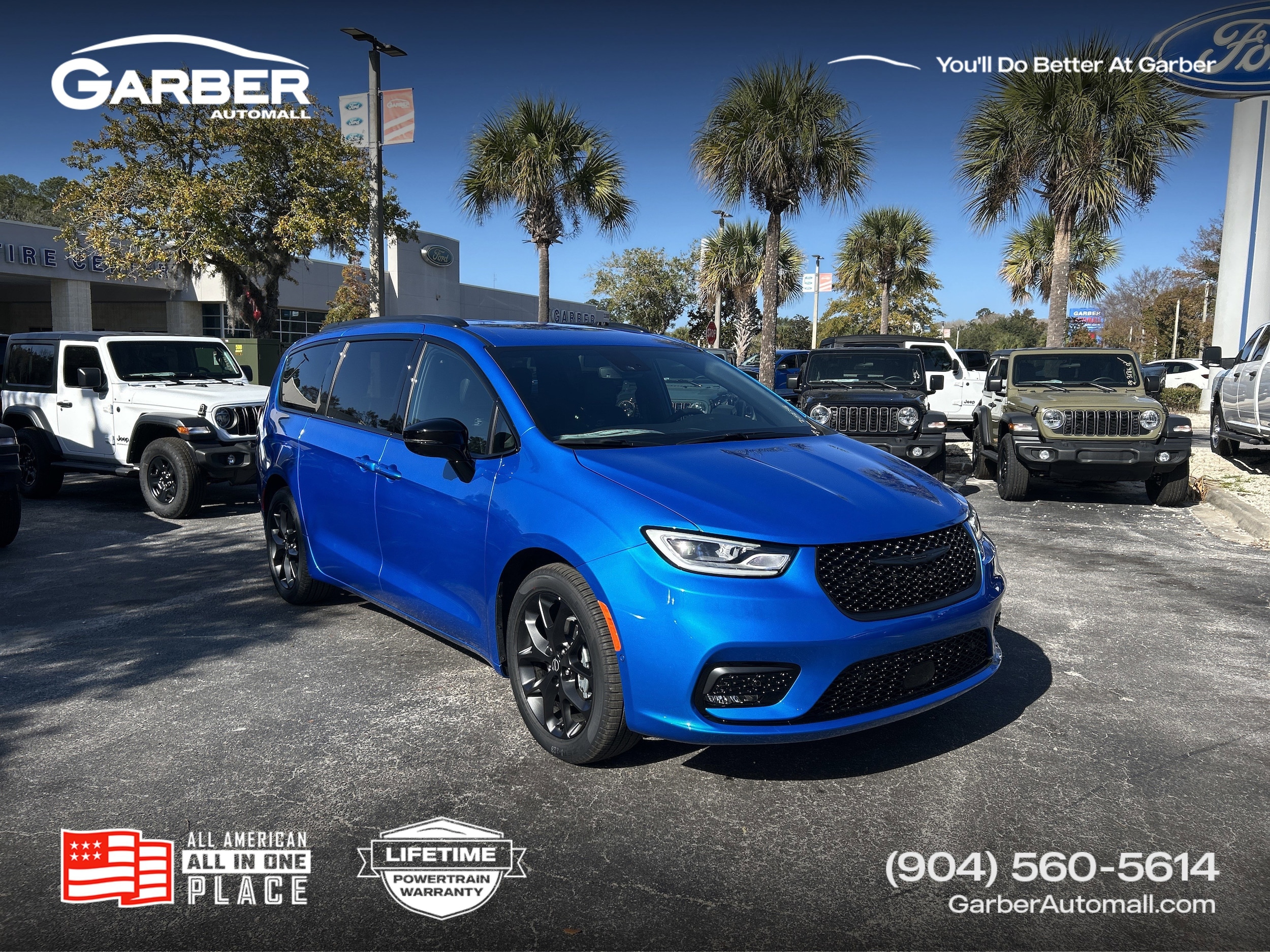 2026 Chrysler Pacifica Select's photo