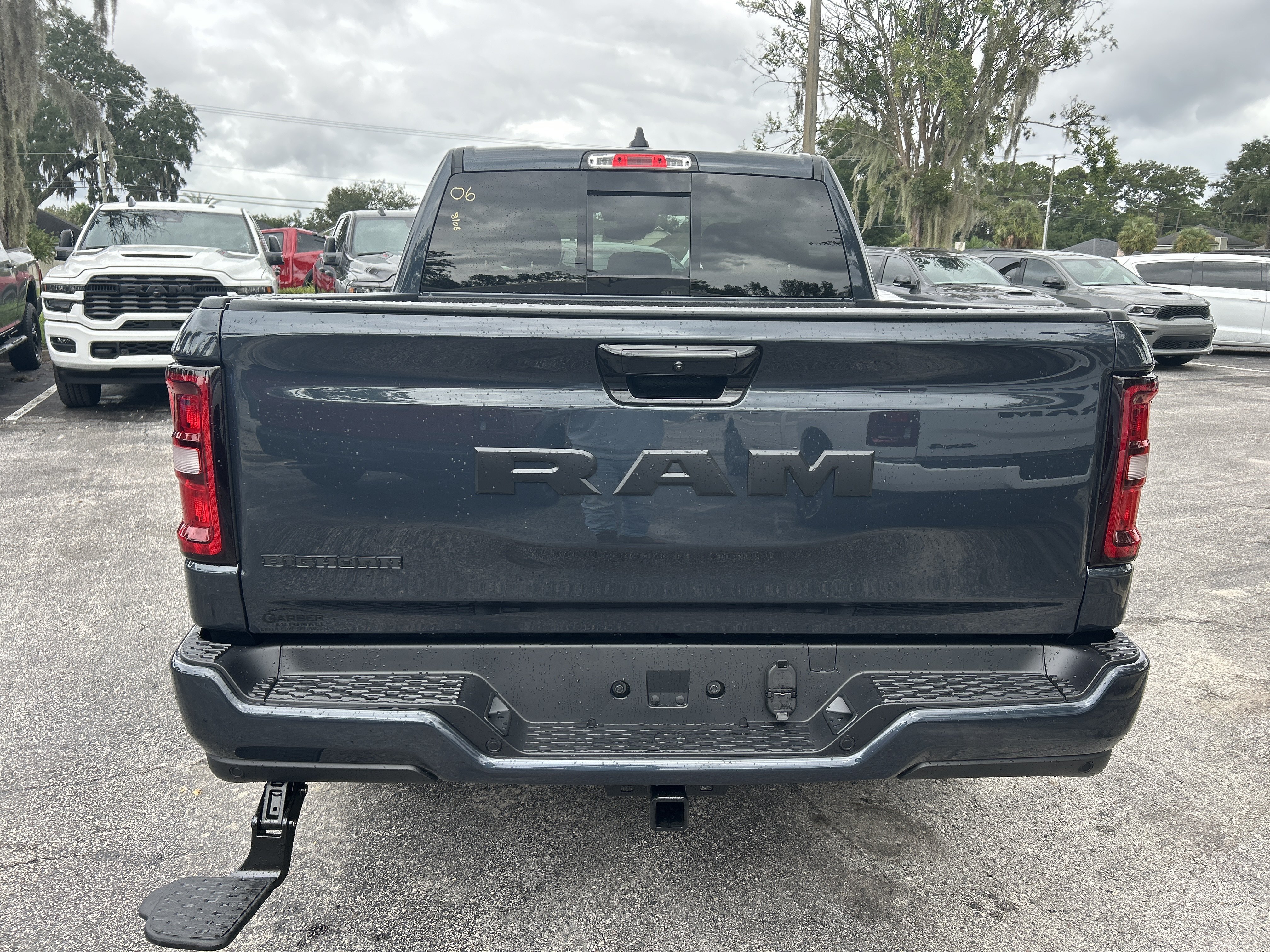 New 2027 Ram 1500 BIG HORN CREW CAB 4X2 5'7 BOX Pickup