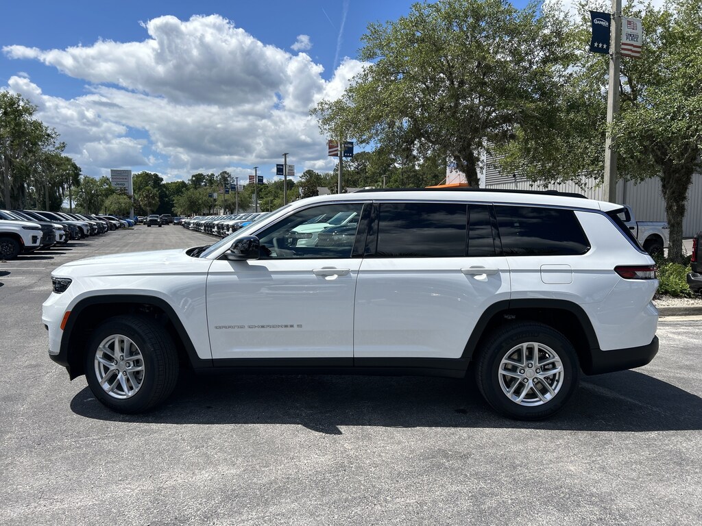 New 2026 Jeep Grand Cherokee L LAREDO X 4X2 Sport Utility