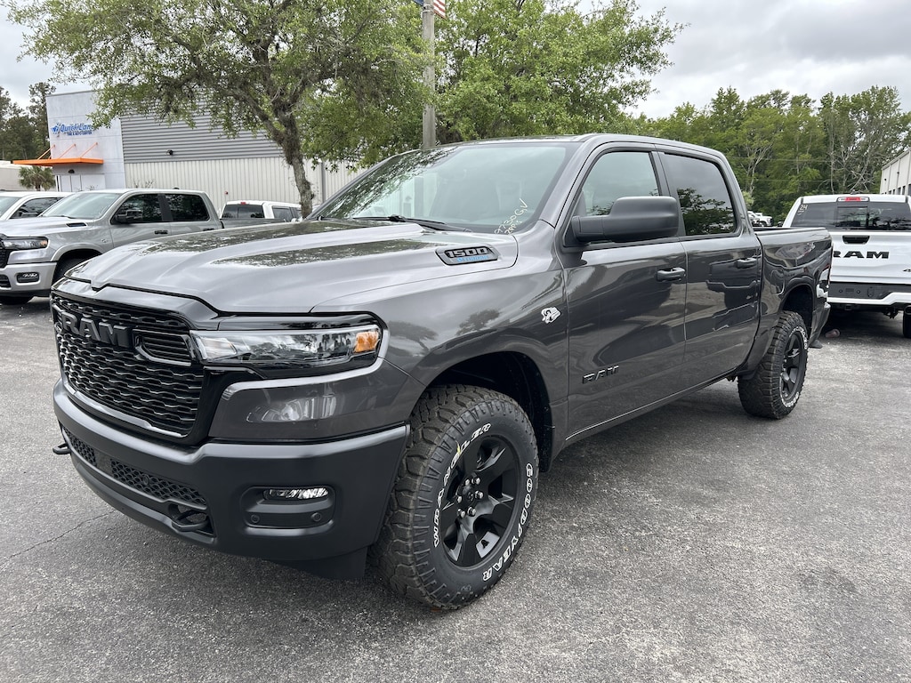 New 2026 Ram 1500 WARLOCK CREW CAB 4X4 5'7 BOX Pickup