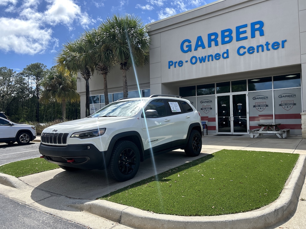 Used 2019 Jeep Cherokee Trailhawk SUV