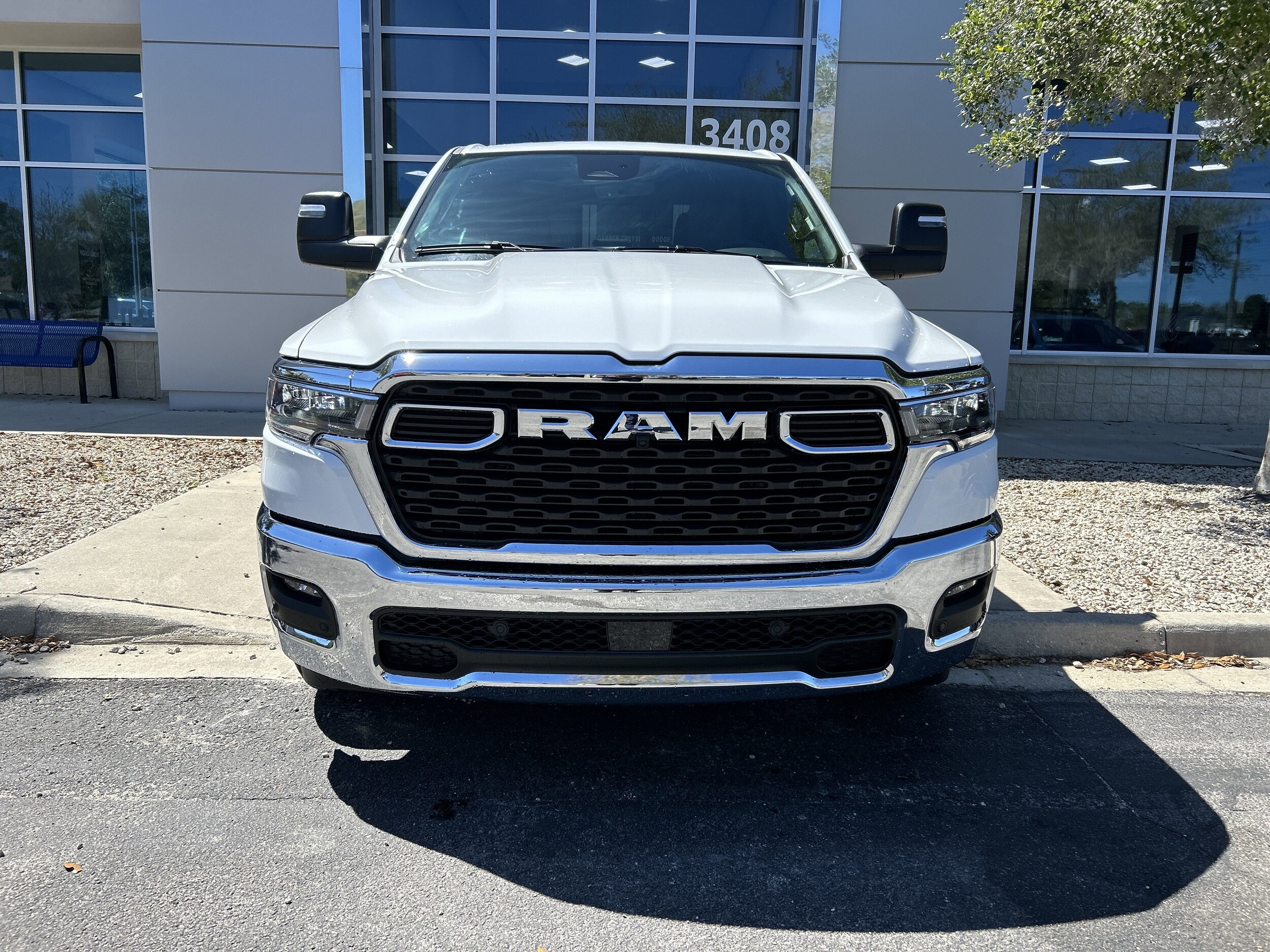 2025 Ram 1500 Big Horn photo 3