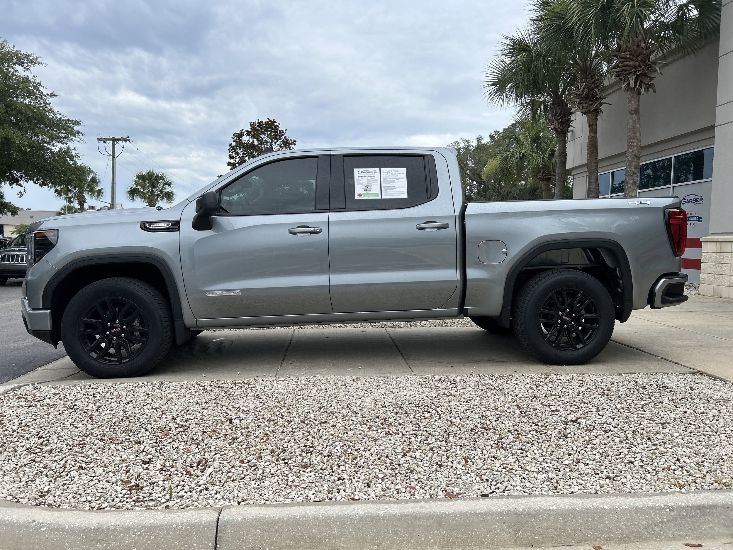 2025 Gmc Sierra 1500 Elevation photo 4