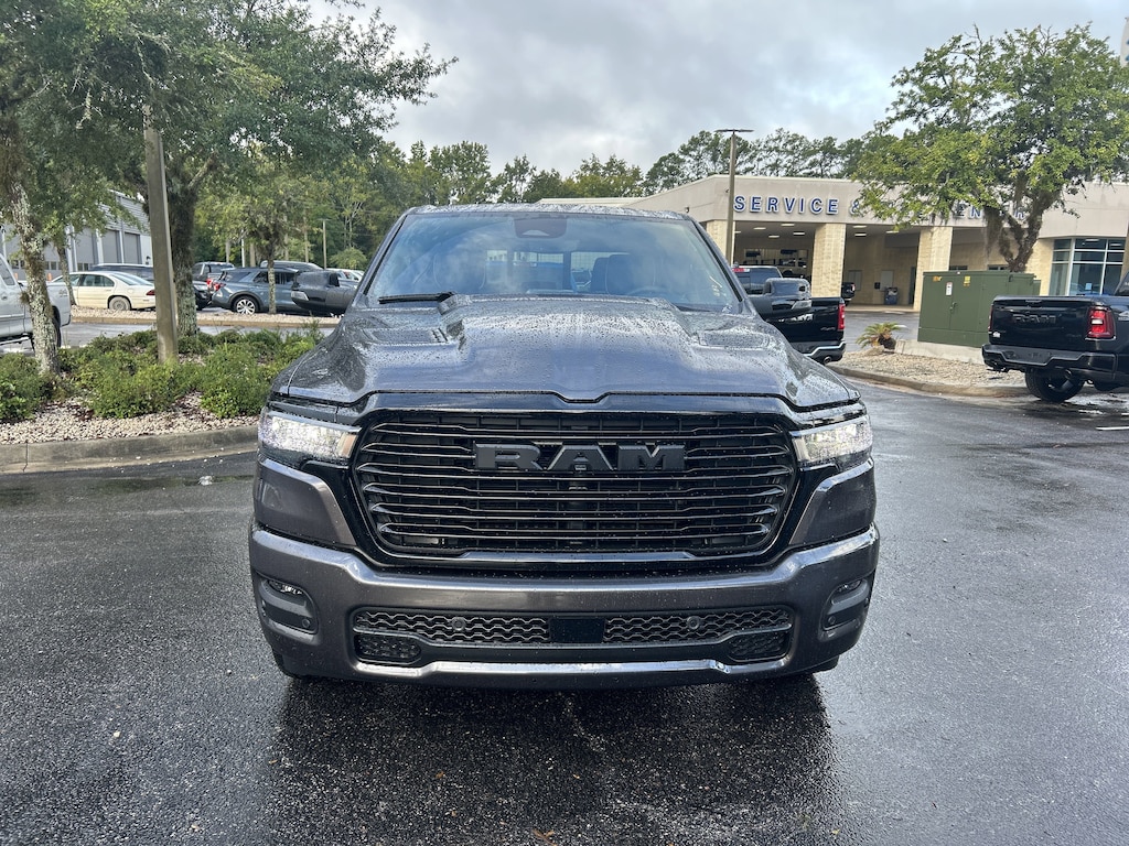 New 2026 Ram 1500 LARAMIE CREW CAB 4X4 5'7 BOX Pickup